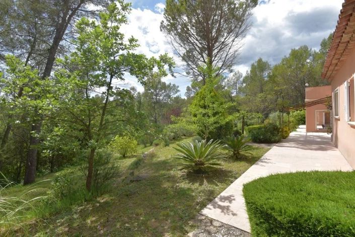 Image No.16-4 Bed House for sale