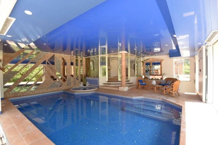 Image No.2-4 Bed House for sale