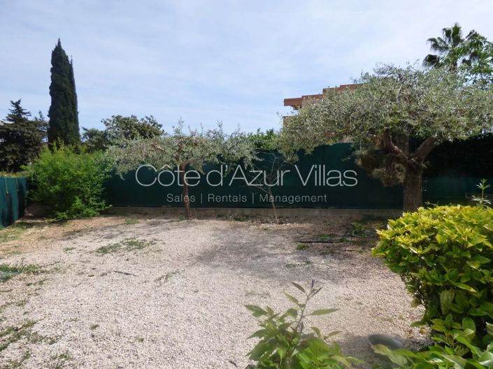 Image No.13-2 Bed House for sale