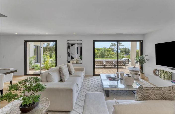 Image No.7-4 Bed House for sale