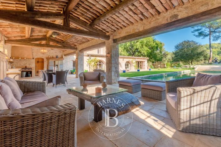 Image No.13-7 Bed House for sale