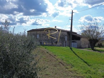 1 - Saint-Jean-de-Maruéjols-et-Avéjan, House