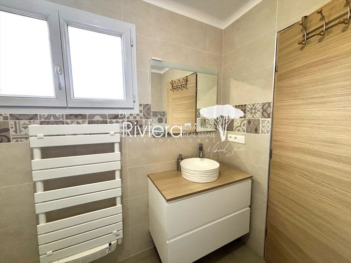 Image No.12-1 Bed Apartment for sale