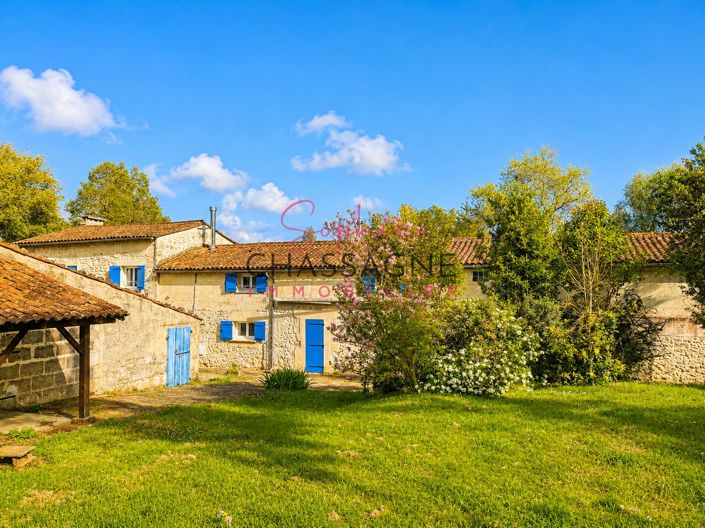Image No.2-6 Bed House for sale