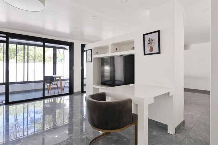 Image No.31-4 Bed House for sale