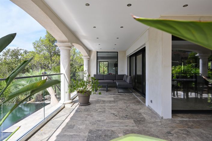 Image No.6-4 Bed House for sale