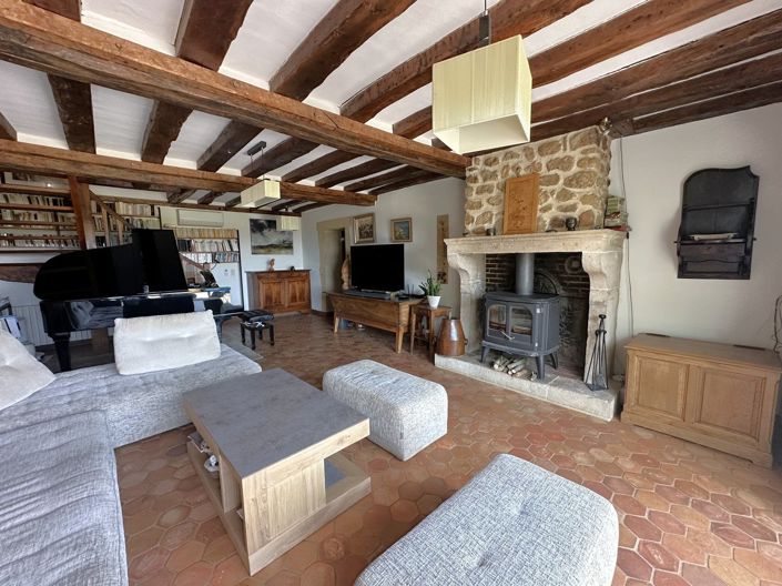 Image No.17-6 Bed House for sale