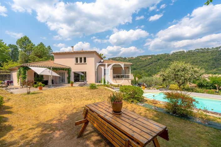 Image No.14-3 Bed House for sale