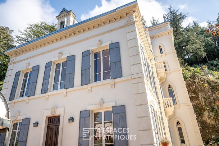 Image No.4-7 Bed Property for sale