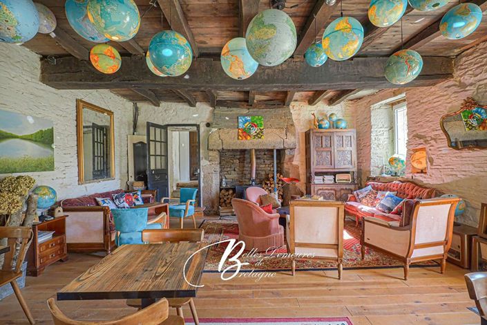 Image No.8-4 Bed House for sale