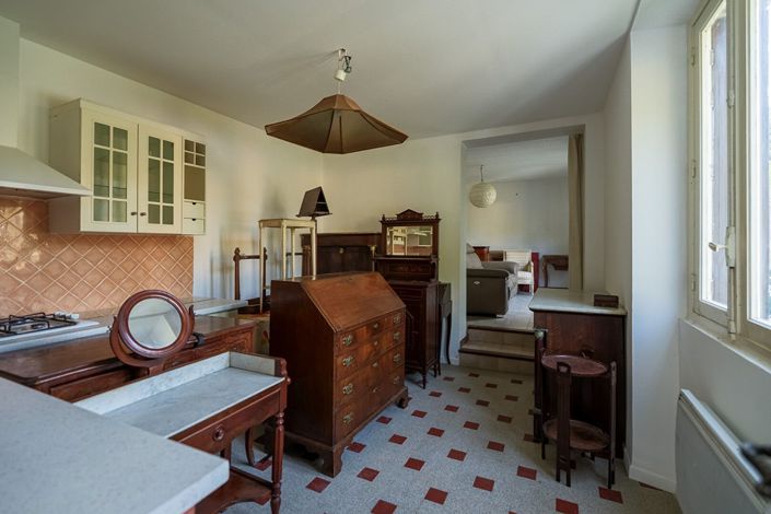 Image No.18-5 Bed House for sale