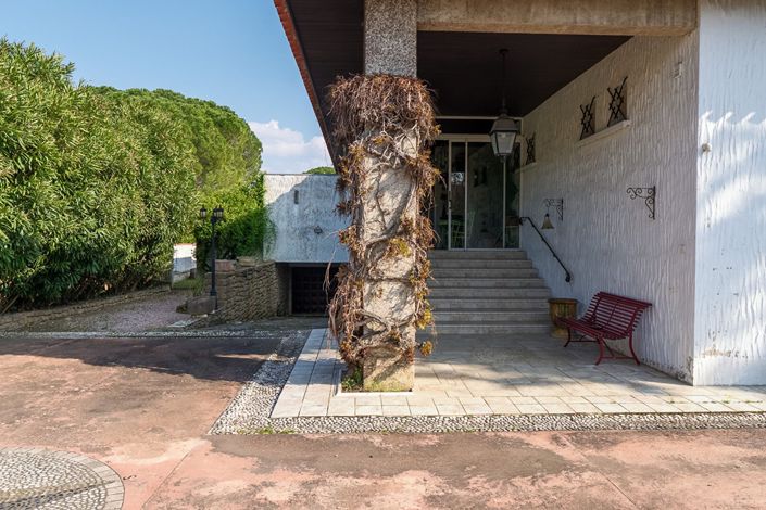 Image No.4-5 Bed House for sale