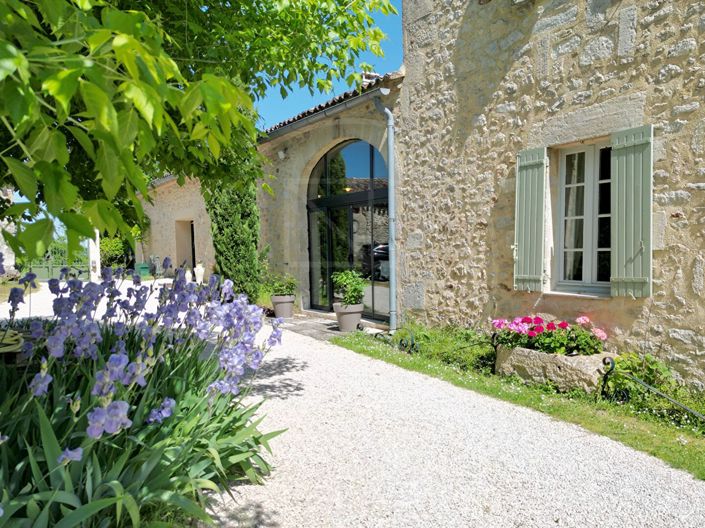 Image No.18-3 Bed House for sale