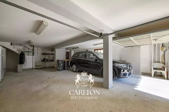 Image No.18-3 Bed House for sale