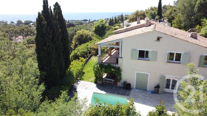 Image No.2-6 Bed House for sale