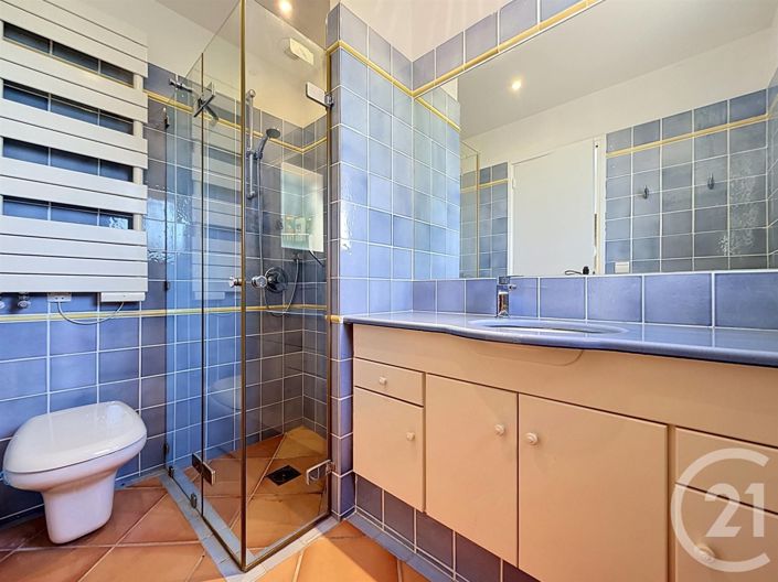 Image No.22-6 Bed House for sale