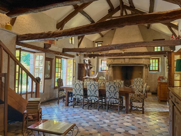 Image No.4-5 Bed House for sale