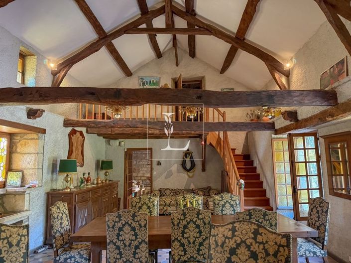 Image No.5-5 Bed House for sale
