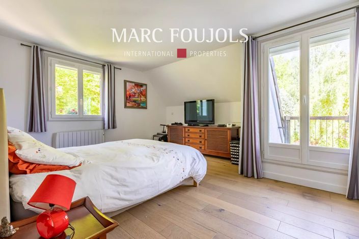 Image No.13-6 Bed House for sale