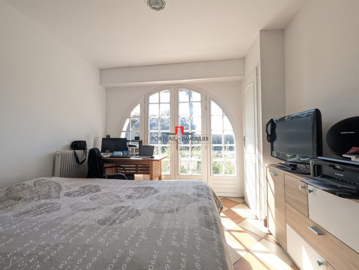 Image No.11-4 Bed House for sale