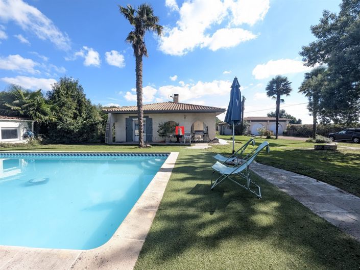 Image No.2-4 Bed House for sale