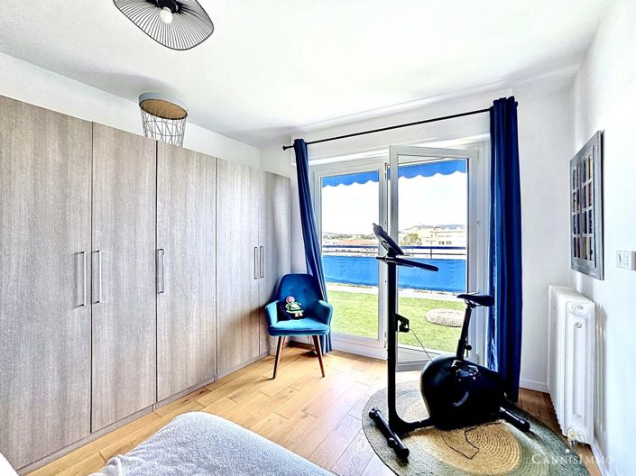 Image No.11-Apartment for sale
