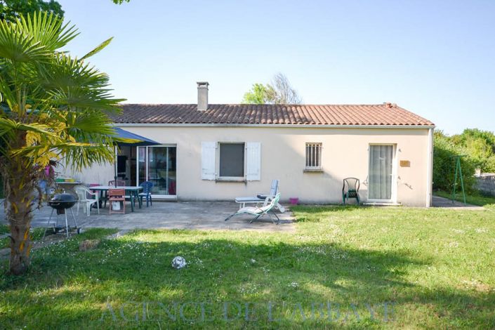 Image No.11-4 Bed House for sale