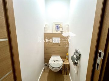 a717wxqyqtovuzgf15