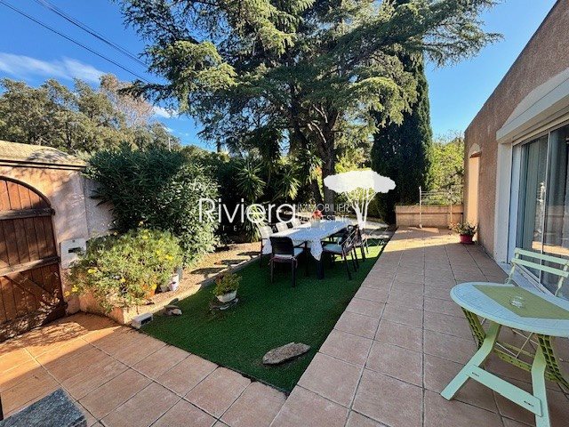 Image No.3-6 Bed House for sale