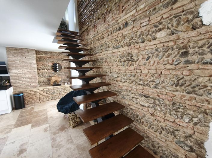 Image No.13-3 Bed House for sale