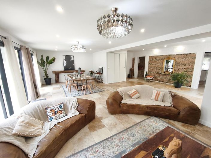 Image No.7-3 Bed House for sale