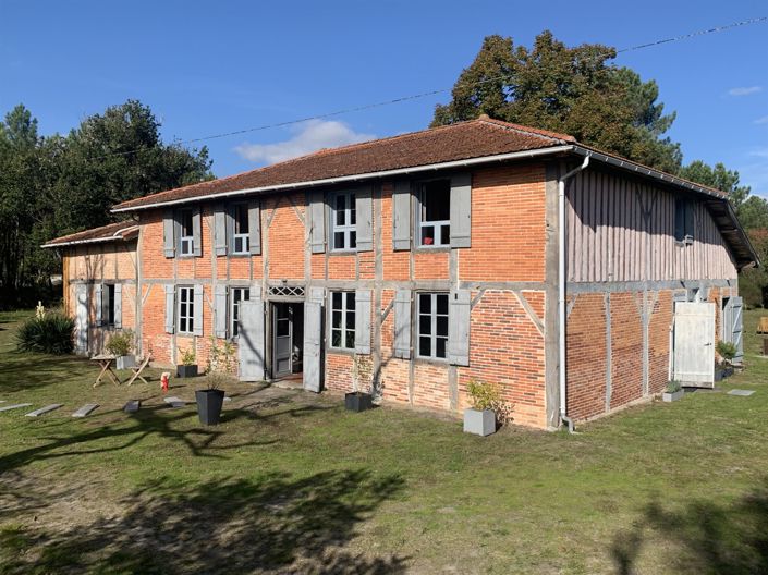 Image No.2-5 Bed House for sale