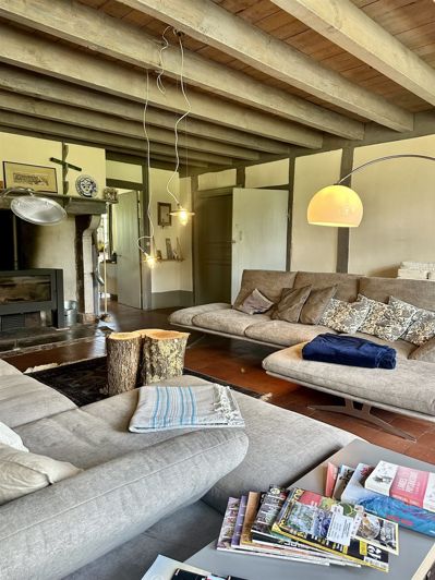 Image No.9-5 Bed House for sale