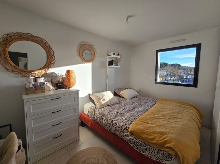Image No.13-2 Bed Apartment for sale