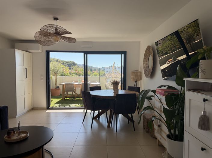 Image No.15-2 Bed Apartment for sale