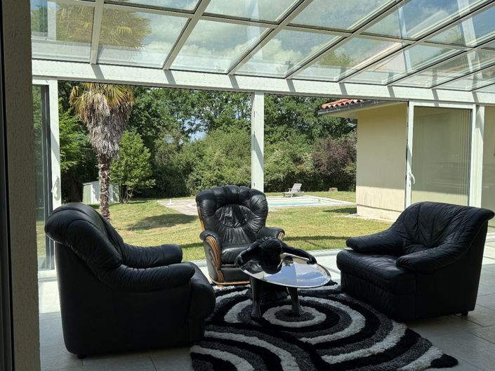 Image No.8-4 Bed House for sale