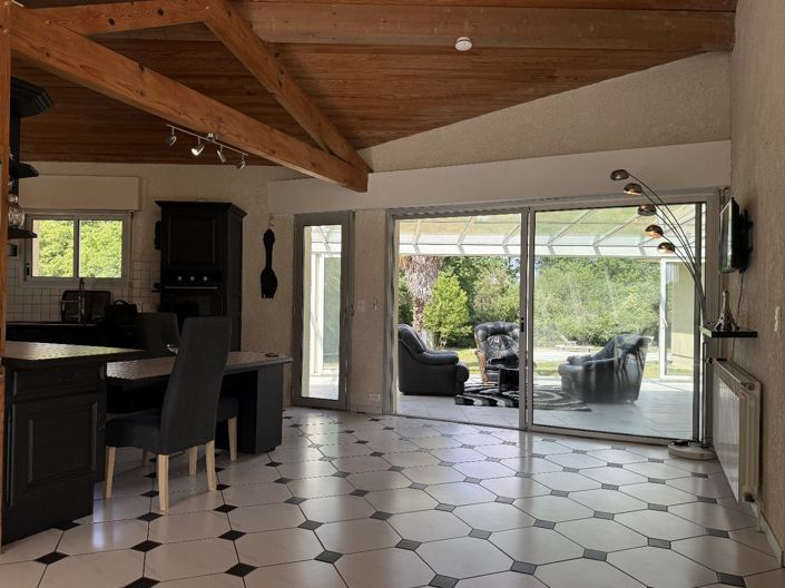 Image No.9-4 Bed House for sale