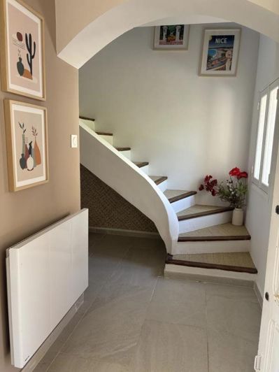 Image No.15-4 Bed House for sale