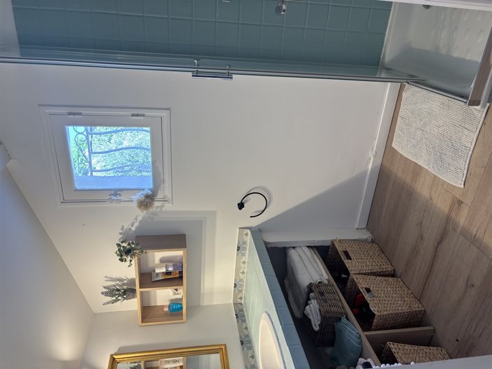 Image No.18-4 Bed House for sale