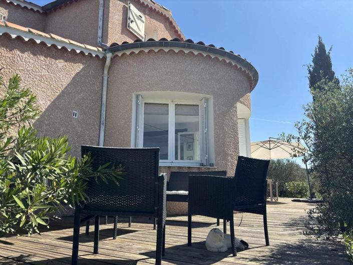 Image No.2-4 Bed House for sale