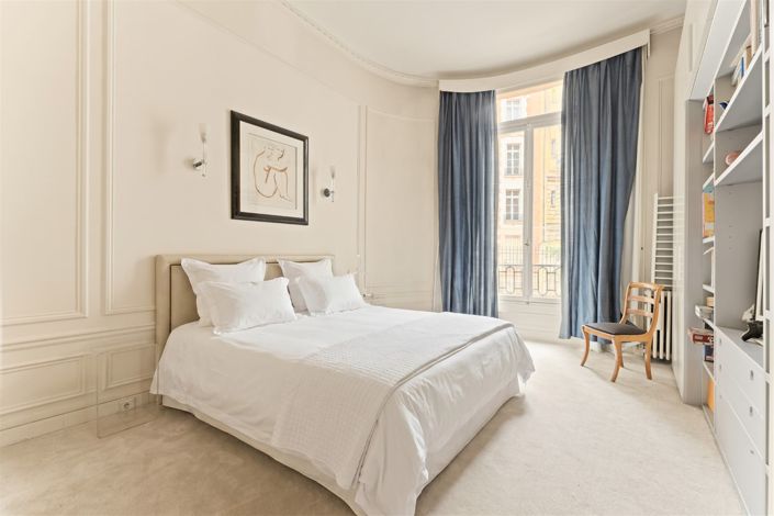 Image No.11-3 Bed Apartment for sale