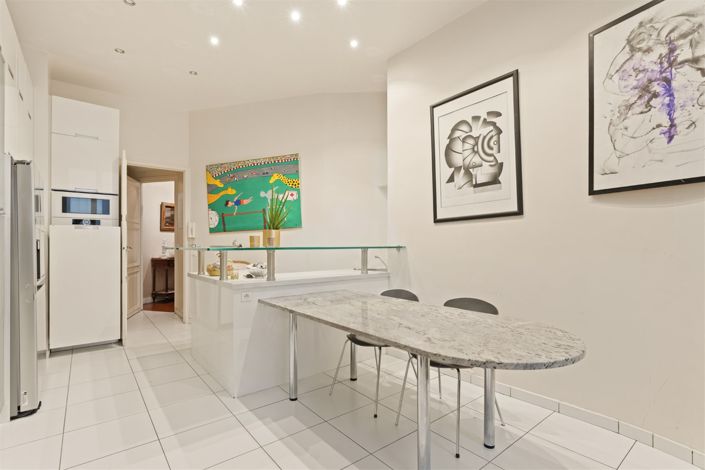 Image No.14-3 Bed Apartment for sale