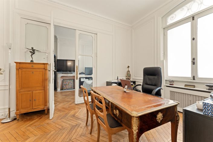 Image No.17-3 Bed Apartment for sale