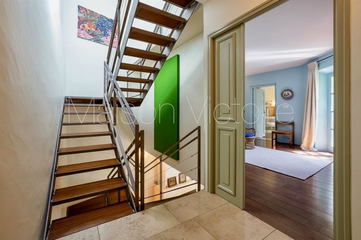 Image No.19-6 Bed House for sale
