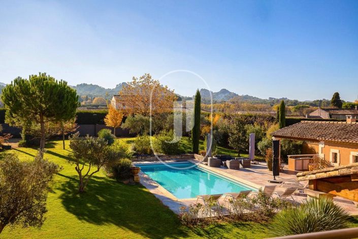 Image No.14-5 Bed House for sale