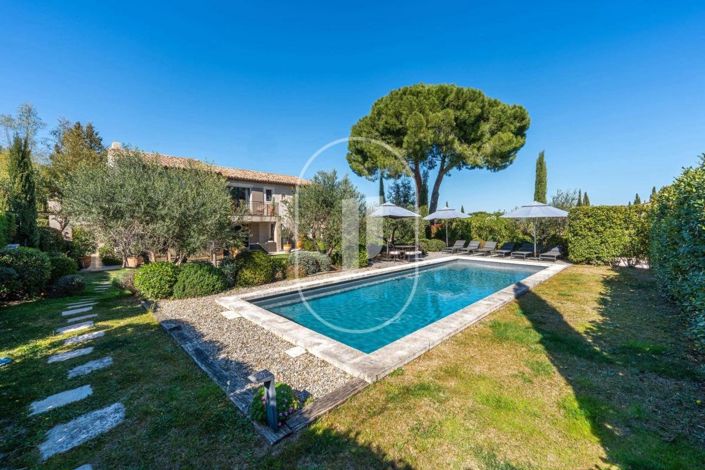 Image No.2-4 Bed House for sale