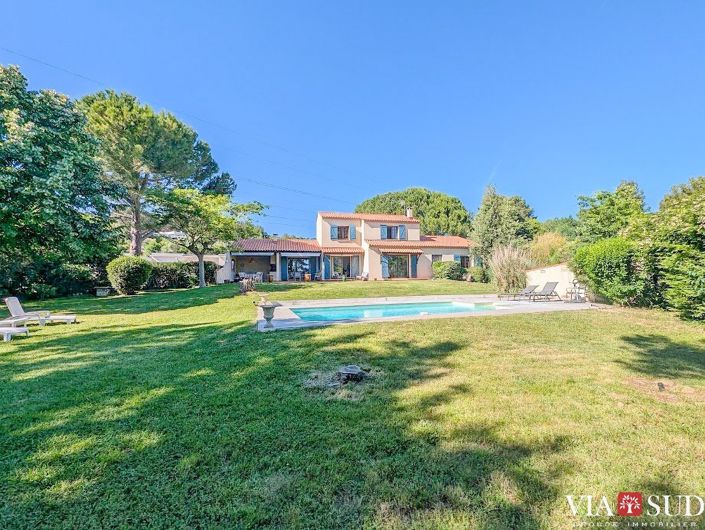 Image No.3-5 Bed Property for sale