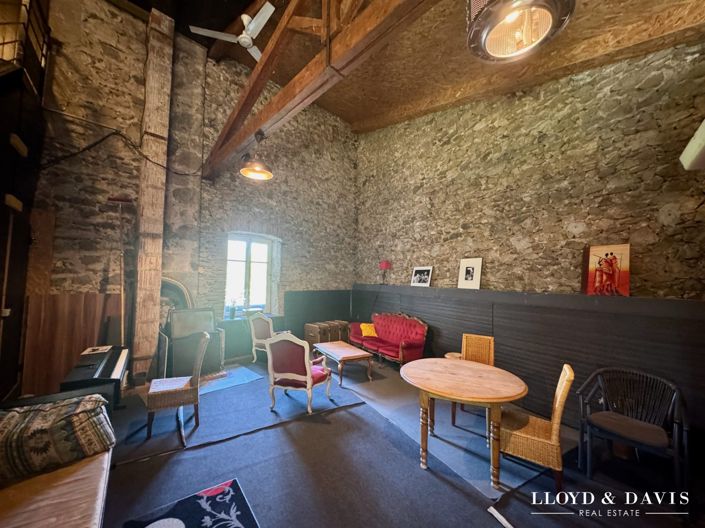 Image No.19-9 Bed House for sale