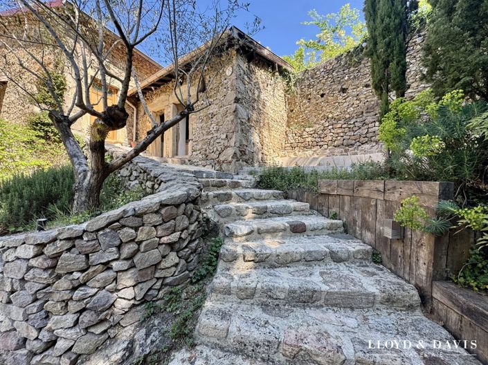 Image No.20-9 Bed House for sale