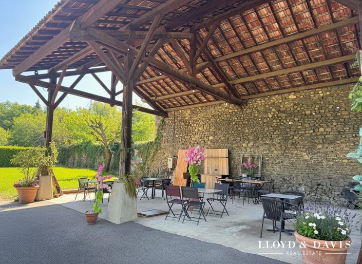 Image No.6-9 Bed House for sale